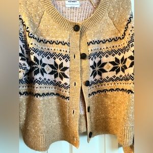 NWOT button up crop sweater